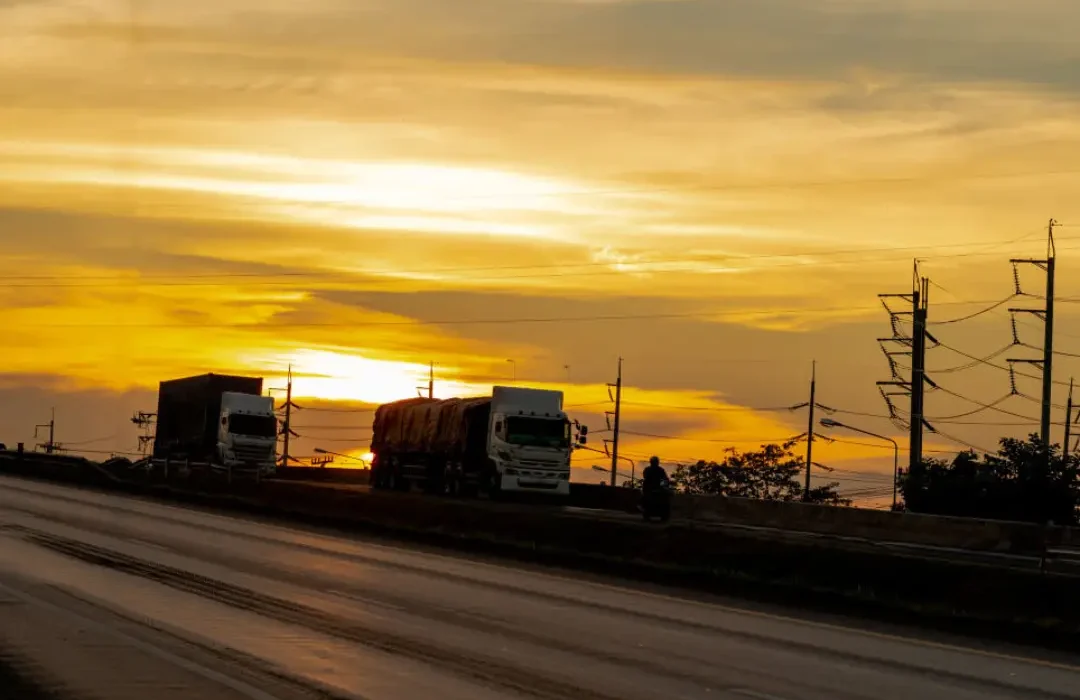 A Evolução e Importância dos Implementos Agrícolas e Rodoviários no Mercado Atual