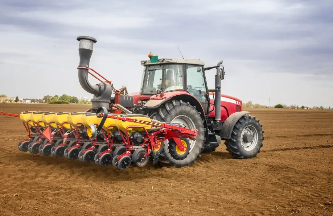 Como Escolher o Implemento Agrícola Ideal para Sua Produção